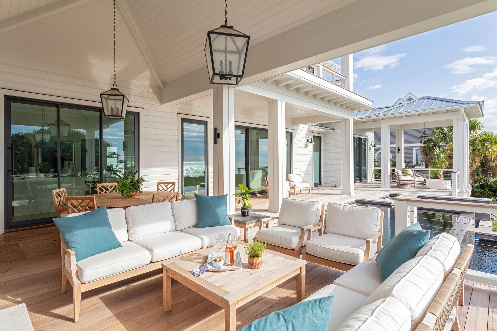 Sullivan's Island home design by Herlong Architects.